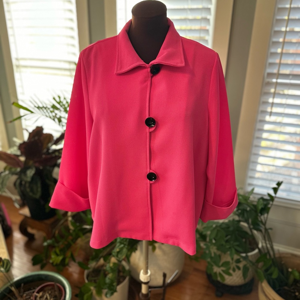 Vibrant Pink Coat with Relaxed Fit and Notched Lapel